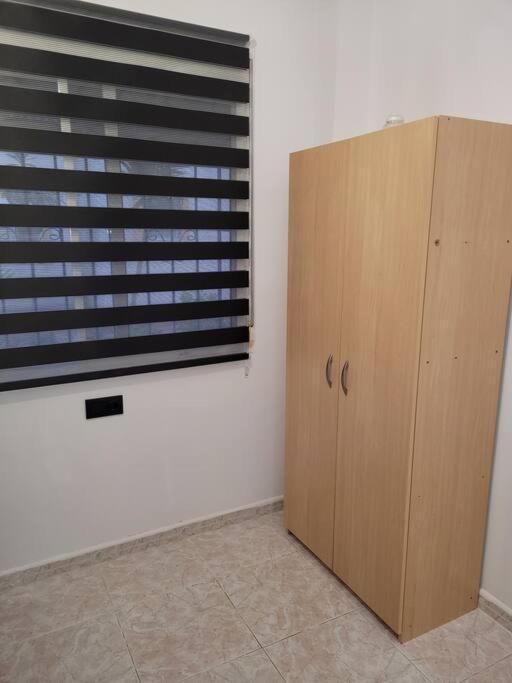 Apartamento Bajo Con Terraza Y Piscina Torrevieja Exterior photo